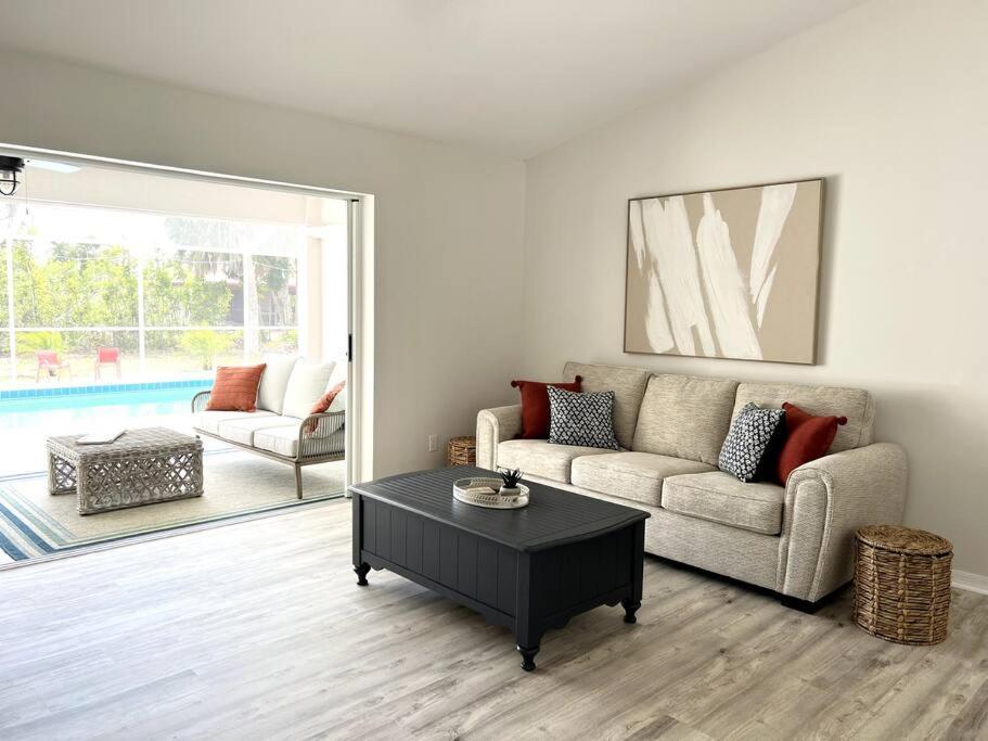 Beautiful Spacious Home! Close To Beaches - Heated Private Pool إنغلوود المظهر الخارجي الصورة