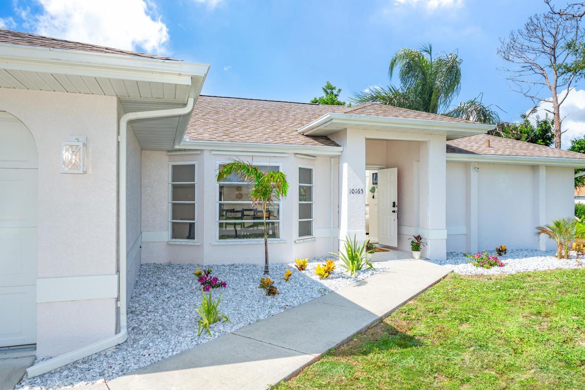 Beautiful Spacious Home! Close To Beaches - Heated Private Pool إنغلوود المظهر الخارجي الصورة