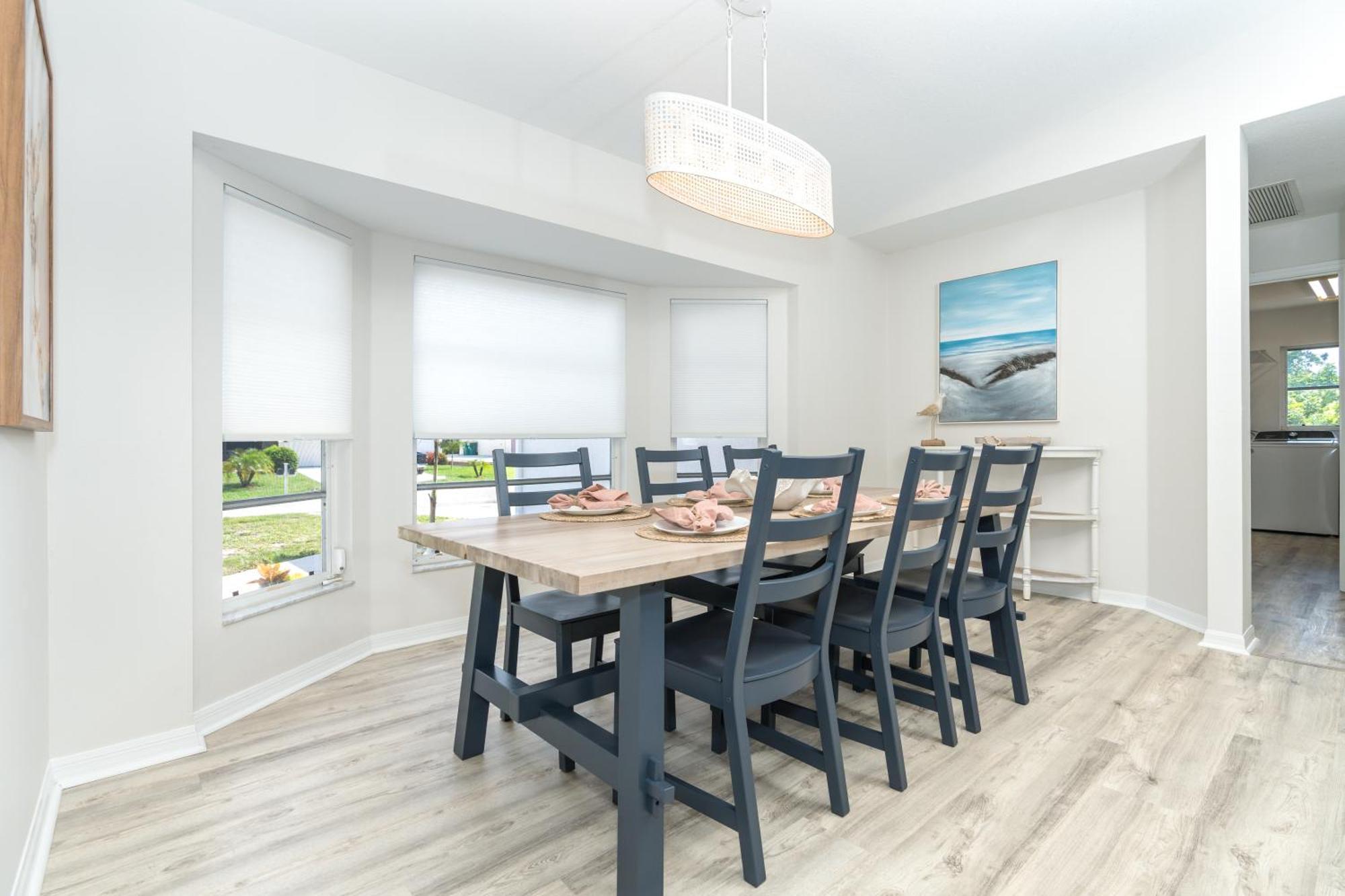 Beautiful Spacious Home! Close To Beaches - Heated Private Pool إنغلوود المظهر الخارجي الصورة